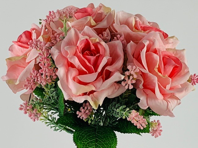 Blumenstrauss Hochzeitsstrauss Rosen Rosa 25 O Mit 7 Rosenbluten Kunstblumen Pflanzen Tewa Shop De