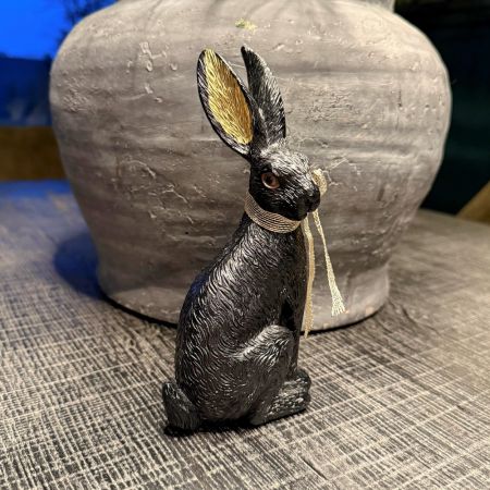 Hase Sannie schwarz mit Schleife